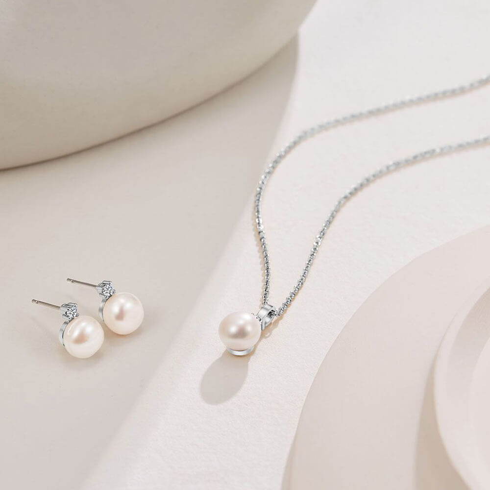 Katalina Pearl Necklace and Earring Set