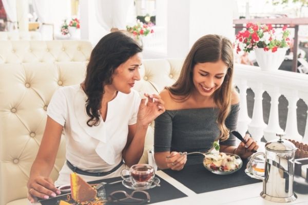 8 Indulgent Ways To Pamper Your Mum This Mother's Day