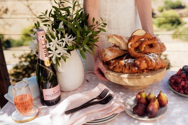 The Ultimate Guide To Choosing The Perfect Hostess Gift
