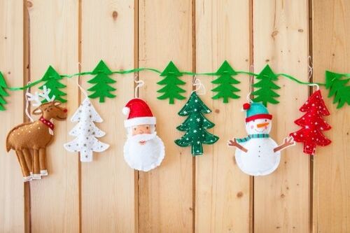 10 Easy Christmas Craft Ideas You Can Do With The Kids