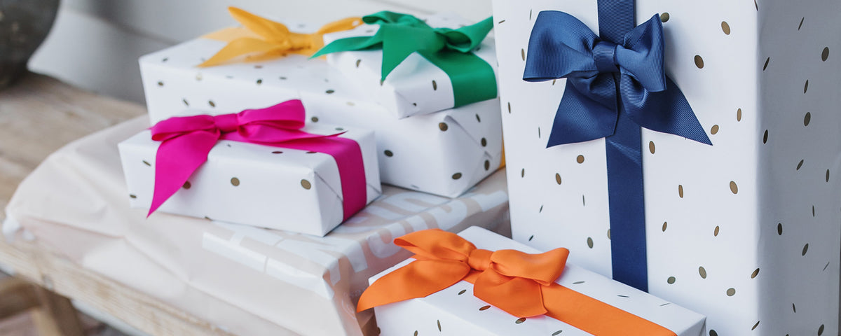 Gift Wrapping & Gift Cards