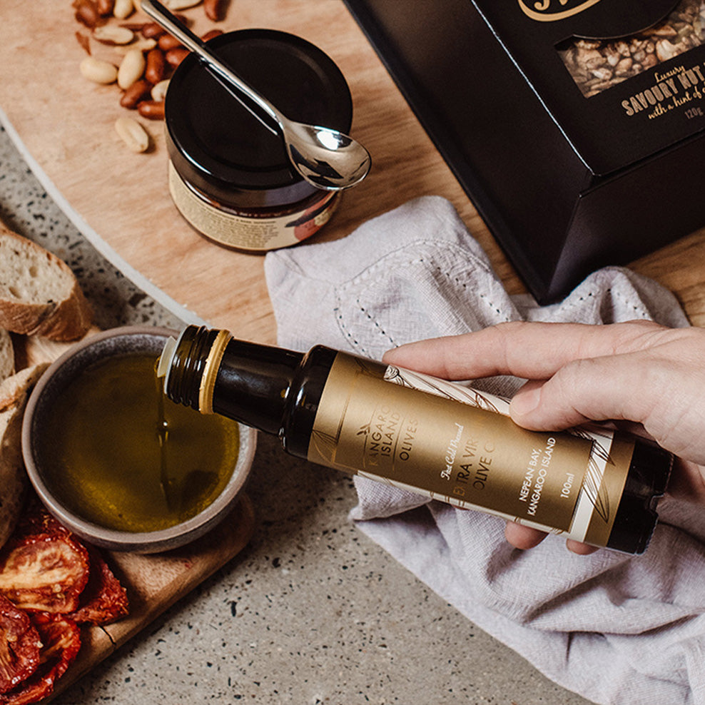 Gourmet Nibbles Hamper - Product Detail View 3