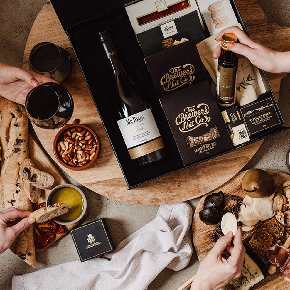 Red Wine & Nibbles Hamper - Product Detail View 2