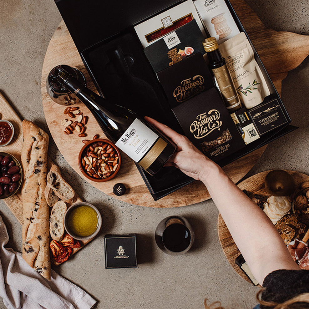 Red Wine & Nibbles Hamper - Product Detail View 3