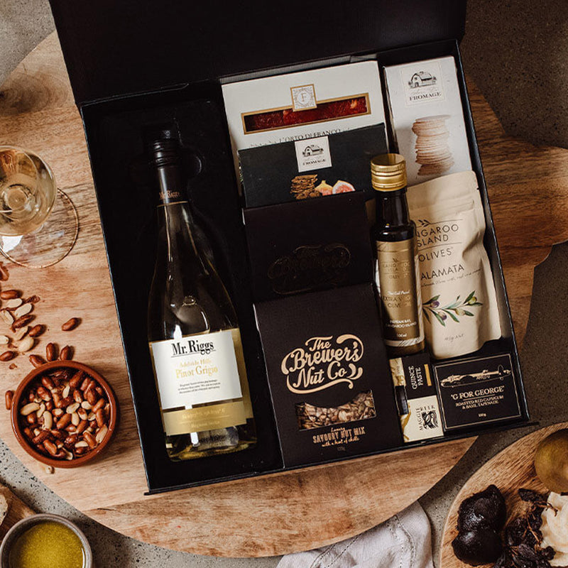 White Wine & Nibbles Hamper - Alternative View