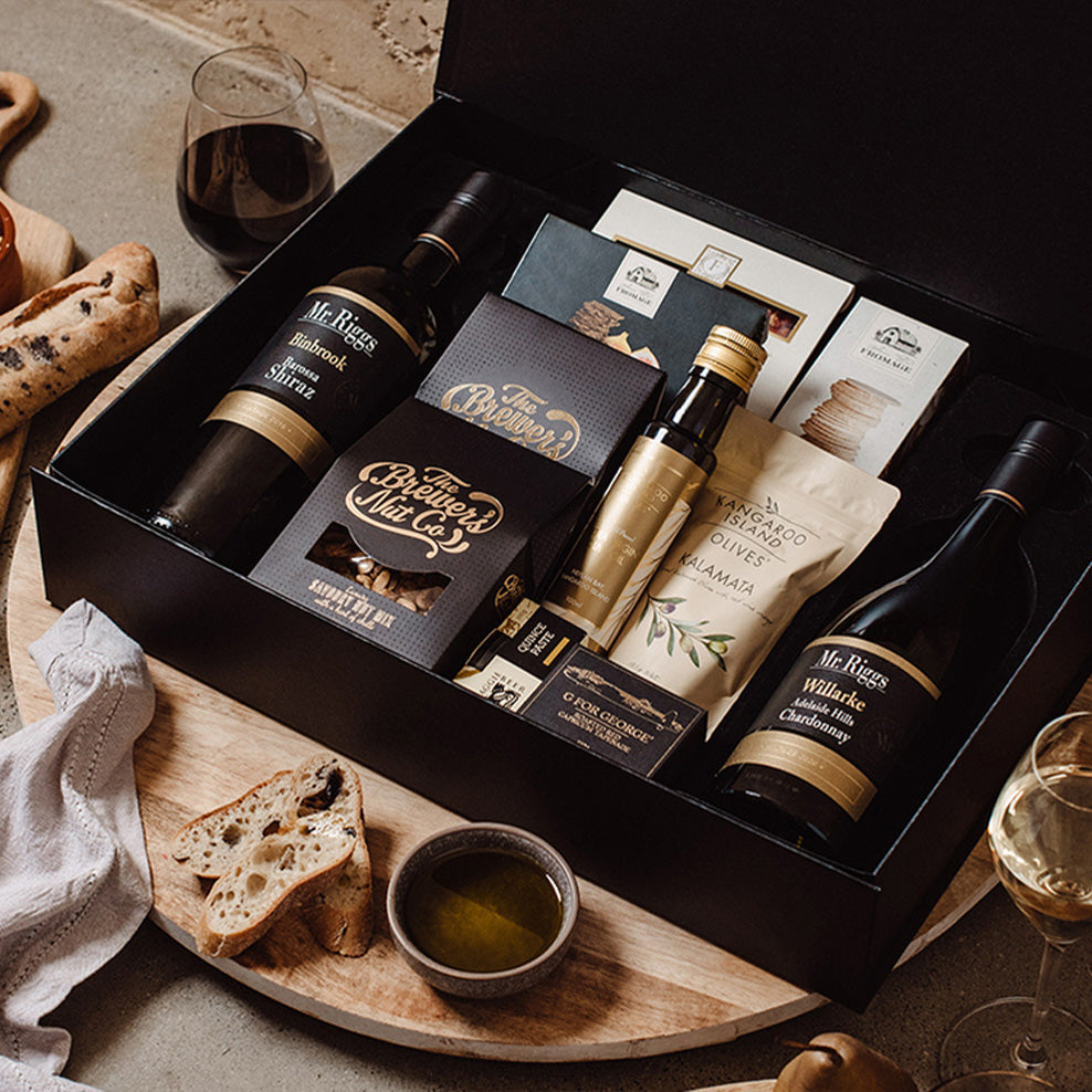 Premium Red & White Wine Hamper - Product Detail View 2